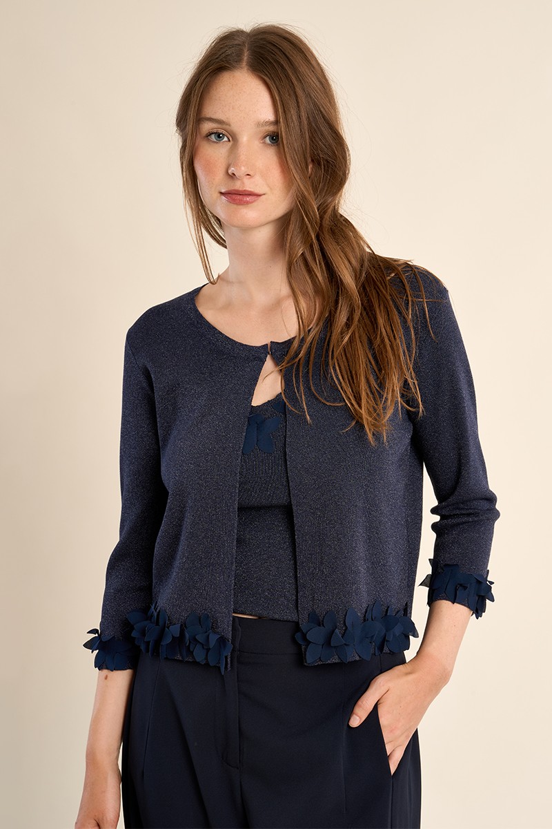 Cardigan ouvert, fantaisie Cardigan ouvert, fantaisie