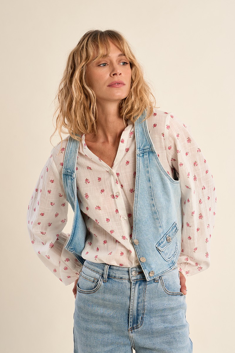 Veston en denim, col V