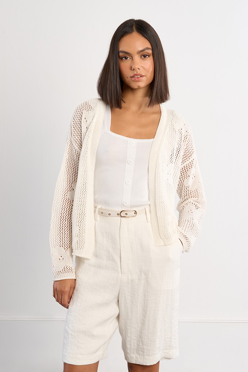 Cardigan en maille fine avec détails fleurs Cardigan en maille fine avec détails fleurs
